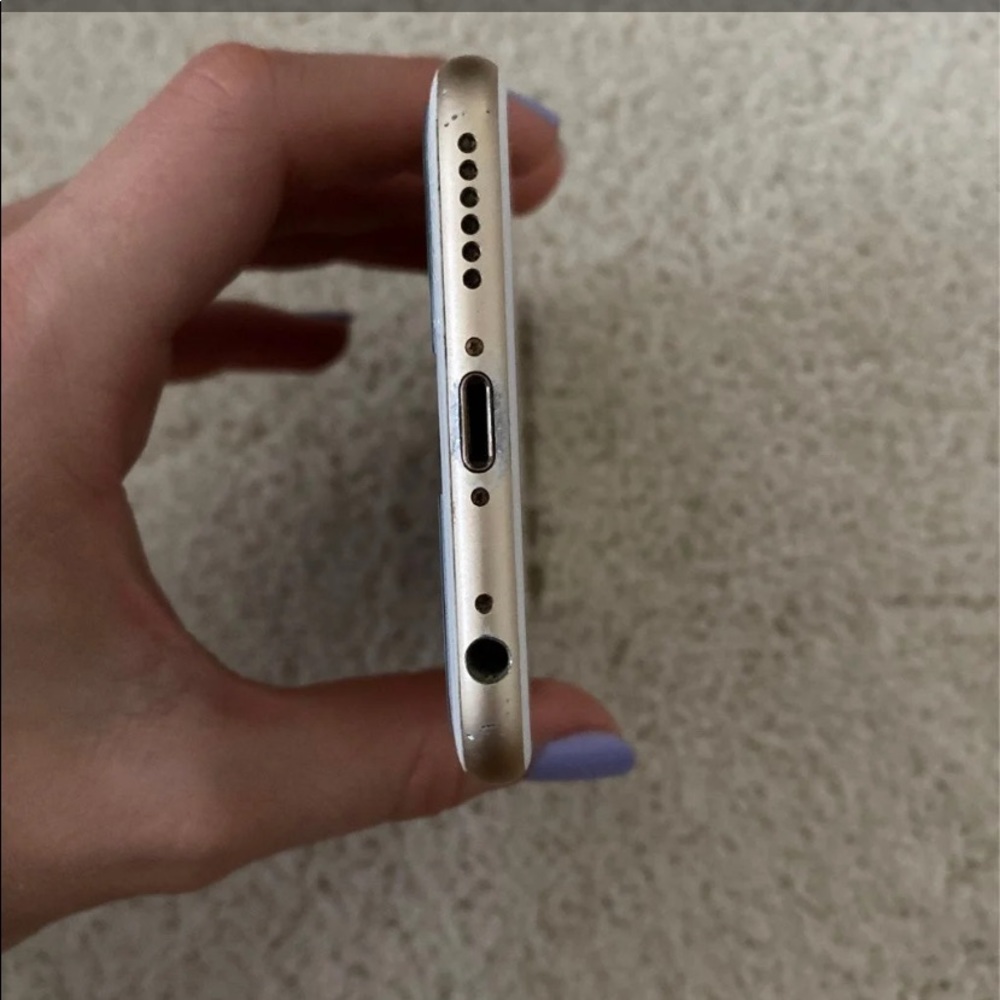 iPhone 6 - Picture 3 of 7